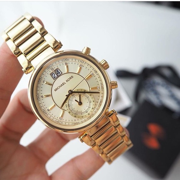 New Michael Kors Women’s Sawyer Gold Tone  Watch $275